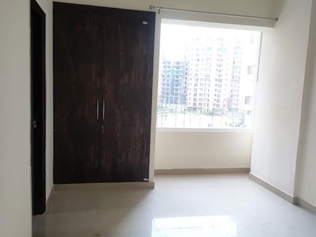 Rental | 3 BHK + 1575 Sq.Ft. Apartment in Sector 107