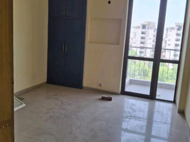 Rental | 3 BHK 1576 Sq.Ft. Apartment in Umang Summer Palms