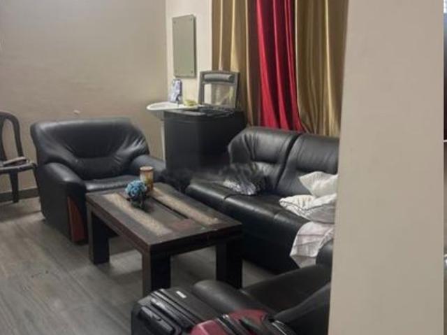 Rental | 3 BHK 1580 Sq.Ft. Apartment in Golden Crast Apartment