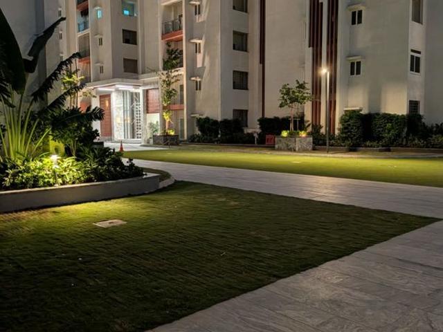 Rental | 3 BHK + 1580 Sq.Ft. Apartment in Rainbow Vistas