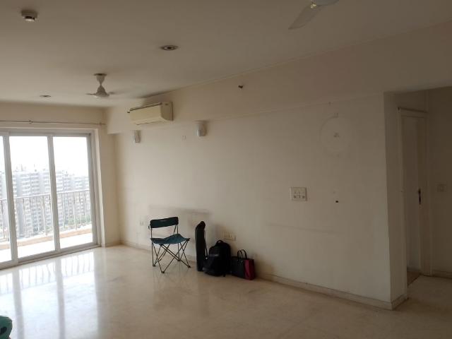 Rental | 3 BHK 1590 Sq.Ft. Apartment in DLF The Skycourt