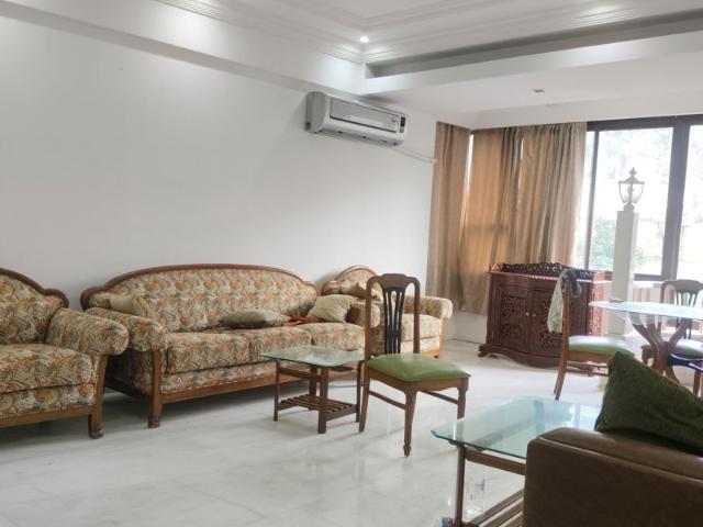 Rental | 3 BHK + 1590 Sq.Ft. Apartment in Mumbai Central Suburbs