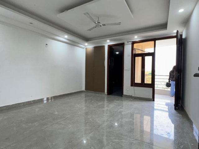 Rental | 3 BHK + 1500 Sq.Ft. Apartment in Chattarpur