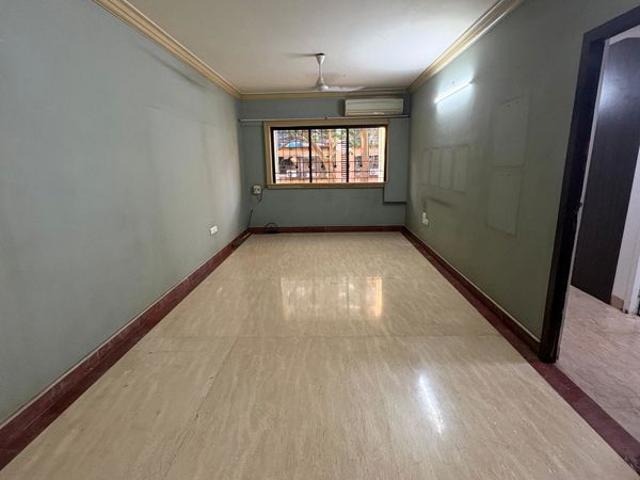 Rental | 3 BHK 1500 Sq.Ft. Apartment in Aditya Apartment