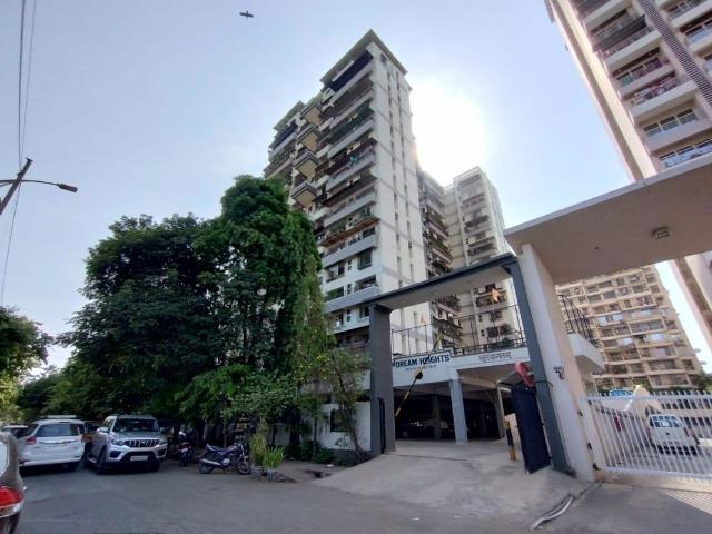 Rental | 3 BHK 1500 Sq.Ft. Apartment in Asian Dream Heights
