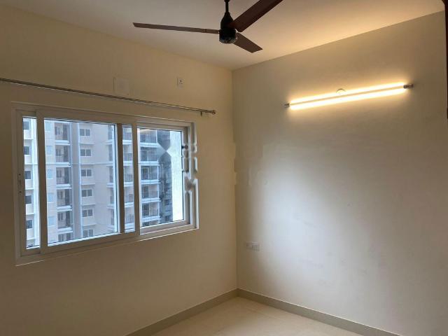 Rental | 3 BHK 1500 Sq.Ft. Apartment in Godrej 24 Sarjapur