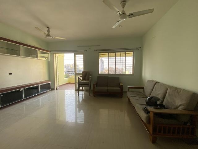 Rental | 3 BHK 1500 Sq.Ft. Apartment in Ganesham Phase I
