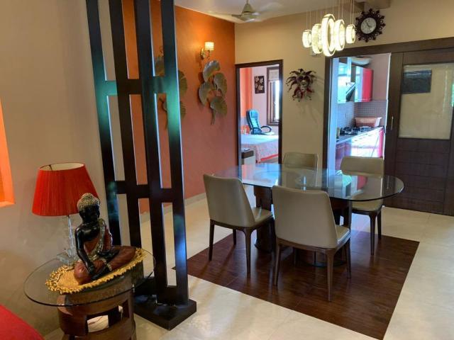 Rental | 3 BHK 1500 Sq.Ft. Apartment in DLF Exclusive Floors