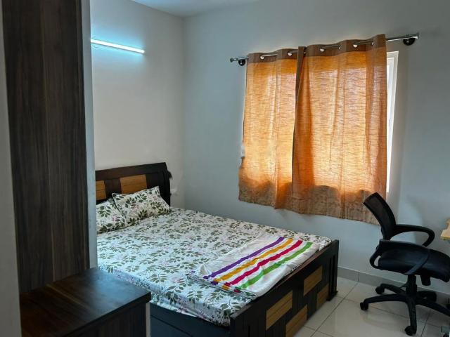 Rental | 3 BHK 1500 Sq.Ft. Apartment in Isha Casablanca