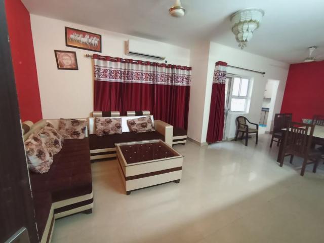Rental | 3 BHK 1500 Sq.Ft. Apartment in Orris Aster Court