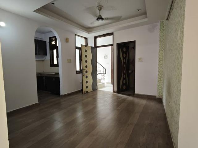 Rental | 3 BHK 1500 Sq.Ft. Apartment in Saket