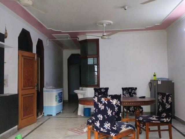 Rental | 3 BHK 1500 Sq.Ft. Apartment in Saket