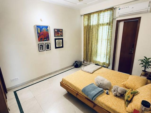 Rental | 3 BHK + 1500 Sq.Ft. Apartment in SS The Palladians