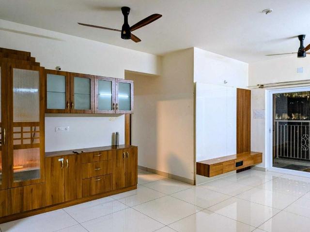 Rental | 3 BHK 1500 Sq.Ft. Apartment in Prestige Green Gables