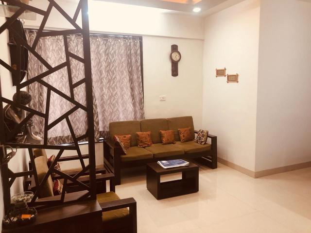 Rental | 3 BHK 1500 Sq.Ft. Apartment in Rahul Park D1 D2 D3 Building