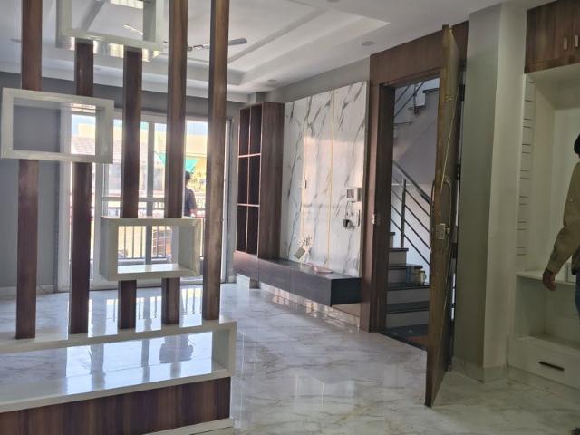 Rental | 3 BHK 1500 Sq.Ft. Independent House in Sector 23