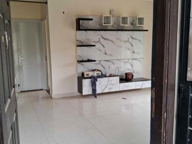 Rental | 3 BHK + 1505 Sq.Ft. Apartment in United Blossom