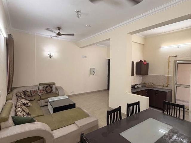 Rental | 3 BHK + 1645 Sq.Ft. Apartment in Assotech Windsor Court