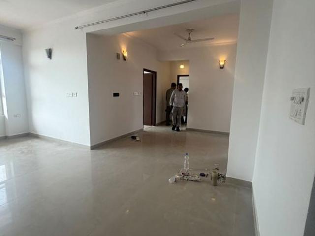 Rental | 3 BHK 1650 Sq.Ft. Apartment in C Dot Co operative Group Housing Society