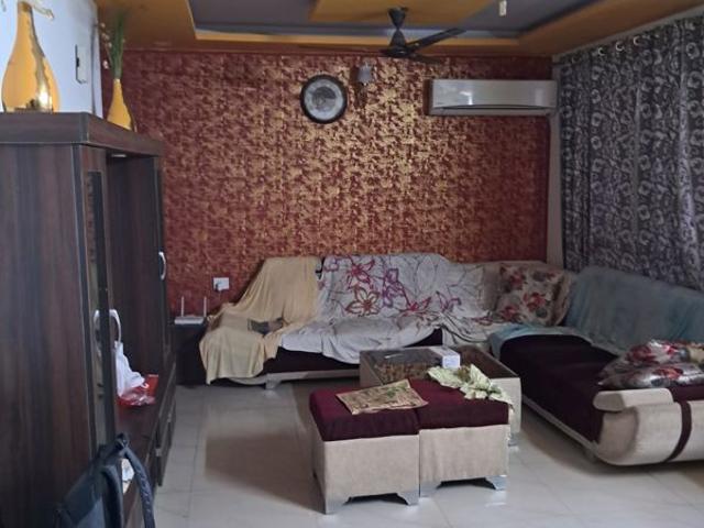 Rental | 3 BHK 1650 Sq.Ft. Apartment in Awas Vikas