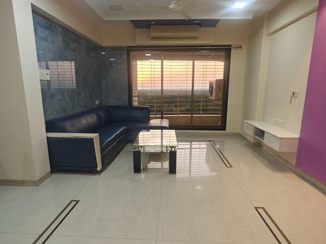 Rental | 3 BHK + 1650 Sq.Ft. Apartment in Beverly Park