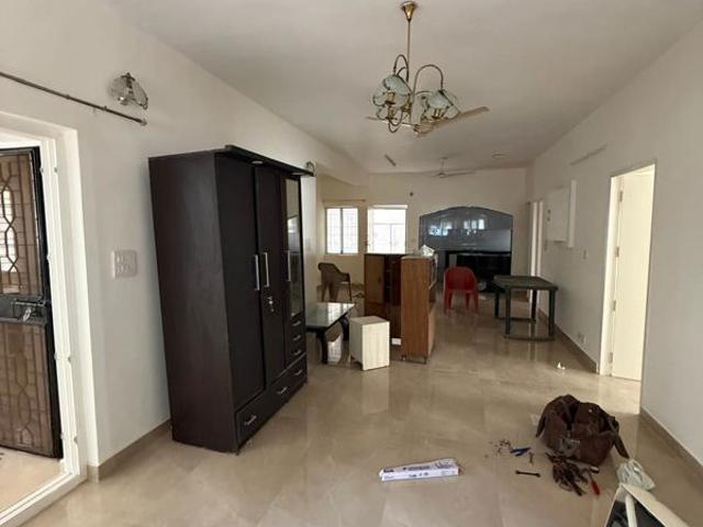 Rental | 3 BHK 1650 Sq.Ft. Apartment in Godrej South Estate Okhla