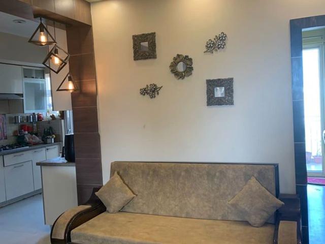 Rental | 3 BHK 1650 Sq.Ft. Apartment in Emaar Gurgaon Greens