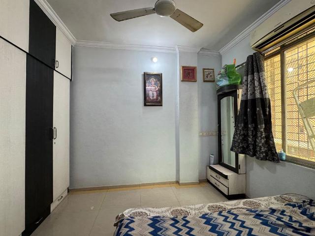 Rental | 3 BHK 1650 Sq.Ft. Apartment in NMS Palm Amore