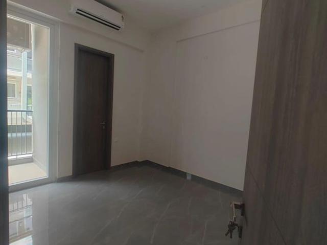 Rental | 3 BHK 1650 Sq.Ft. Apartment in Sector 10A