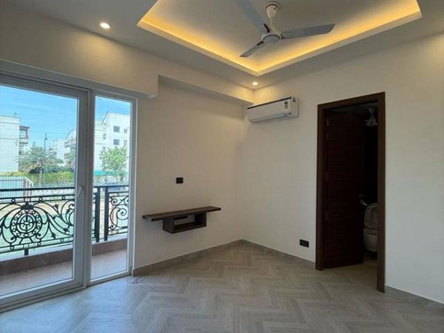Rental | 3 BHK 1650 Sq.Ft. Apartment in Raj One Good Earth