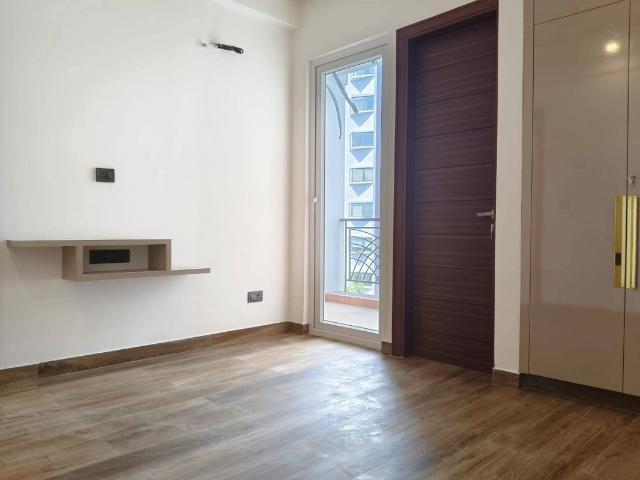 Rental | 3 BHK 1650 Sq.Ft. Apartment in Raj One Good Earth