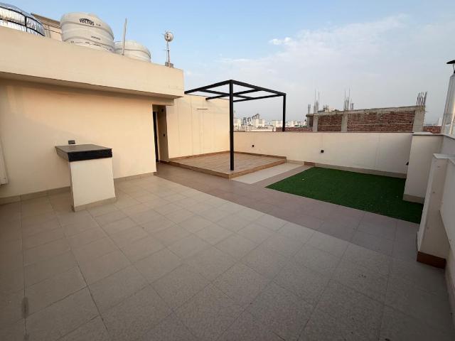 Rental | 3 BHK + 1650 Sq.Ft. Apartment in Raj One Good Earth