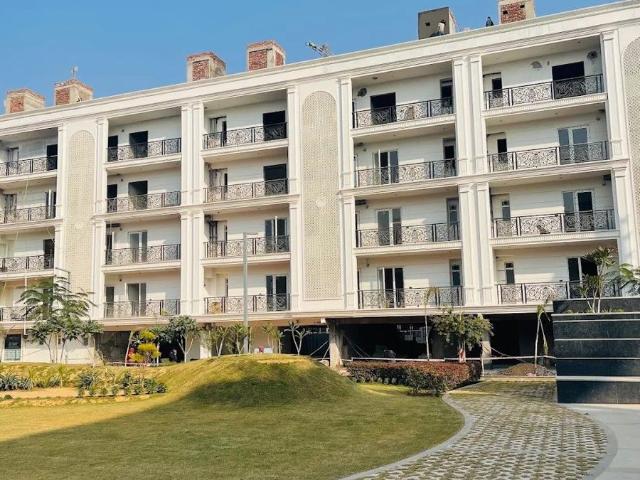 Rental | 3 BHK + 1650 Sq.Ft. Apartment in Raj One Good Earth