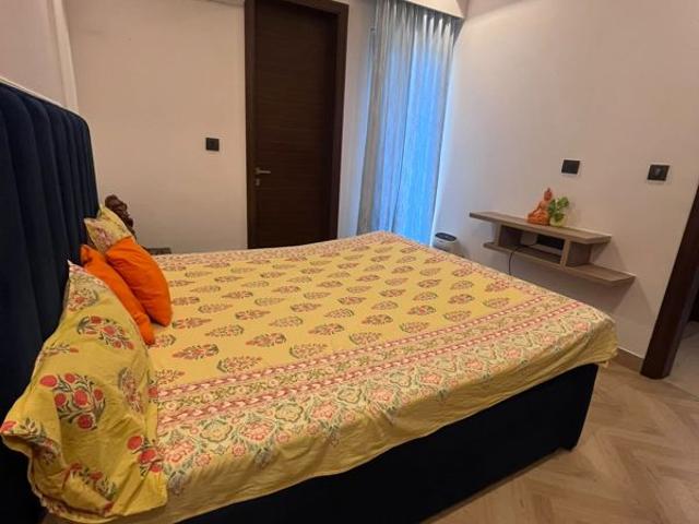 Rental | 3 BHK 1650 Sq.Ft. Apartment in Raj One Good Earth