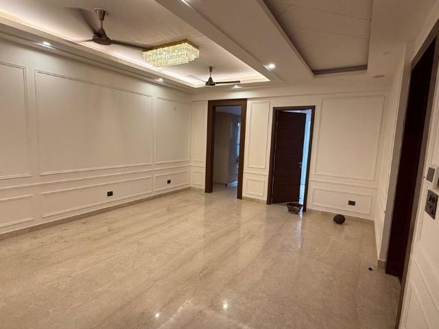 Rental | 3 BHK 1650 Sq.Ft. Apartment in Raj One Good Earth