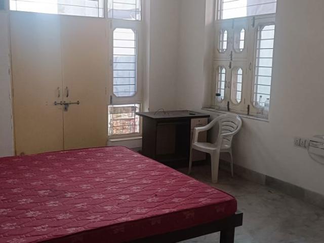 Rental | 3 BHK + 1650 Sq.Ft. Apartment in Vaishali Nagar