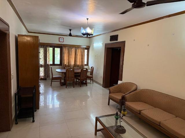 Rental | 3 BHK + 1658 Sq.Ft. Apartment in Tulip Mall
