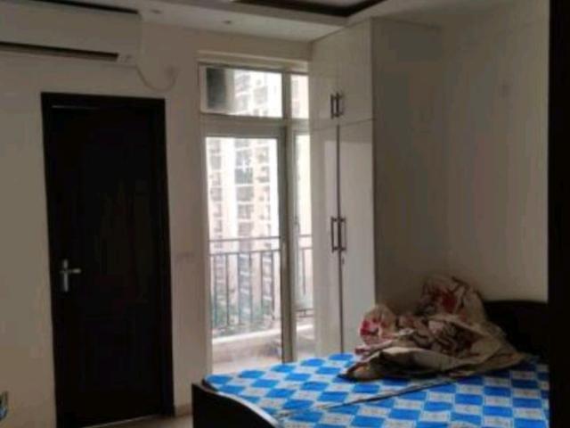 Rental | 3 BHK 1660 Sq.Ft. Apartment in Omaxe R2