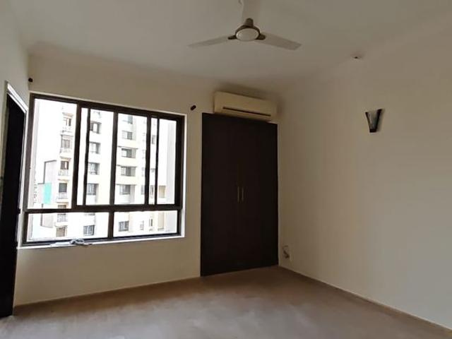 Rental | 3 BHK + 1664 Sq.Ft. Apartment in Unitech Fresco