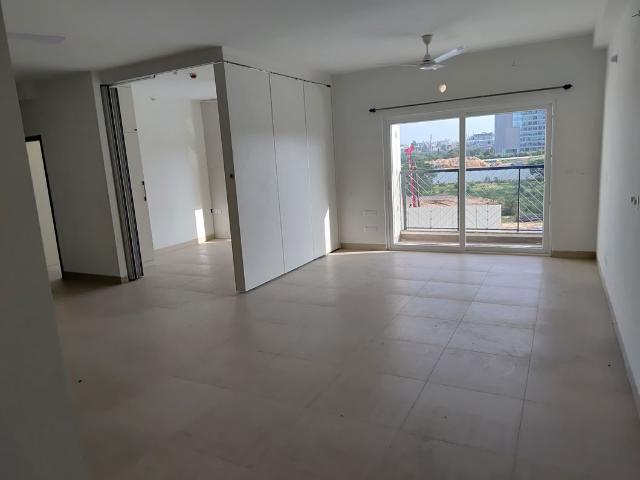 Rental | 3 BHK + 1665 Sq.Ft. Apartment in Karle Vario Homes