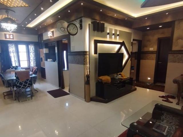 Rental | 3 BHK 1680 Sq.Ft. Apartment in Cooke Town