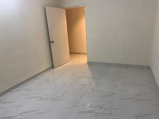 Rental | 3 BHK 1680 Sq.Ft. Apartment in Mantri Lithos