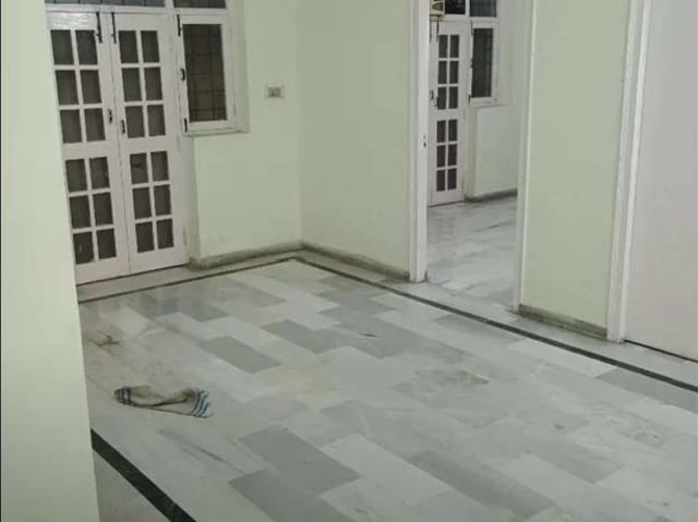 Rental | 3 BHK 1600 Sq.Ft. Apartment in Aarohan Crystal Flora Apartments