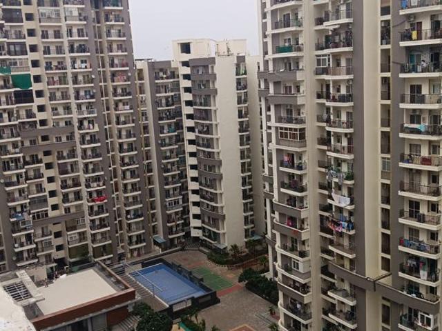 Rental | 3 BHK + 1600 Sq.Ft. Apartment in Aims Golf Avenue II
