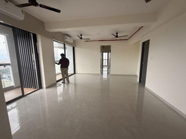 Rental | 3 BHK 1600 Sq.Ft. Apartment in Damji Shamji Mahavir Spring Tulip Phase 1