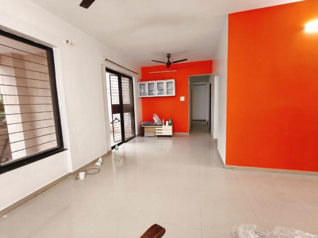Rental | 3 BHK 1600 Sq.Ft. Apartment in Kolte Patil Margosa Heights