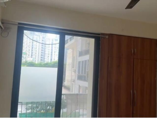 Rental | 3 BHK 1600 Sq.Ft. Apartment in JKG Palm Resort