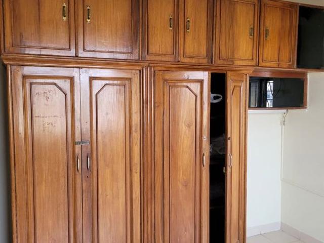 Rental | 3 BHK + 1600 Sq.Ft. Apartment in Oxford Premium