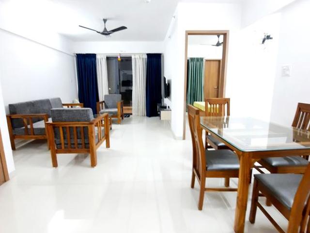 Rental | 3 BHK 1600 Sq.Ft. Apartment in Majestique Signature Towers Phase 1