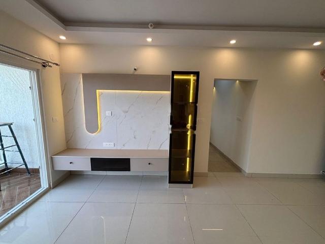 Rental | 3 BHK 1600 Sq.Ft. Apartment in Meridian Park At The Prestige City